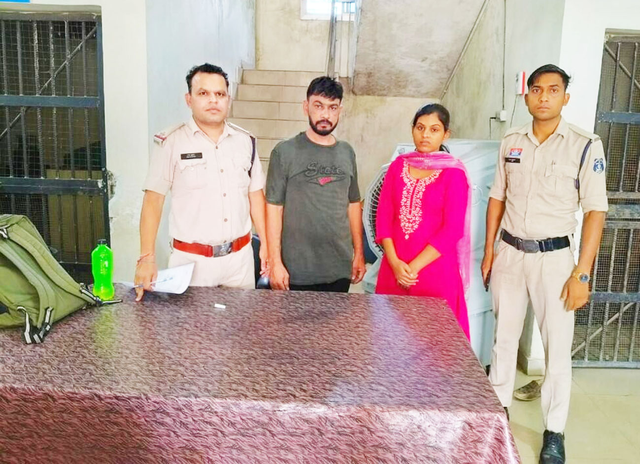 अपने ही पति की दूसरी शादी कराने वाली महिला गिरफ्तार