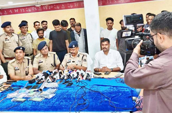 रायपुर पुलिस की बड़ी कार्यवाही, ड्रग्स सप्लाई नेटवर्क का भंडाफोड़