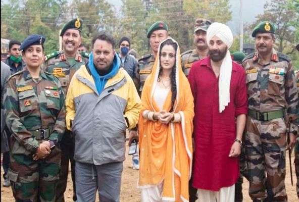 सनी देओल और अमीषा पटेल स्टारर 'गदर 2' को सेना ने दी एनओसी