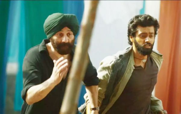 'गदर 2' की एडवांस बुकिंग, बम्पर ओपनिंग की तरफ कर रहा संकेत