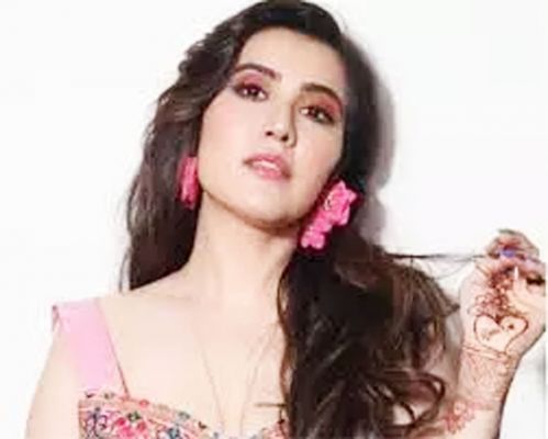शीना बजाज 'नॉन स्टॉप धमाल' से करेंगी बॉलीवुड डेब्यू
