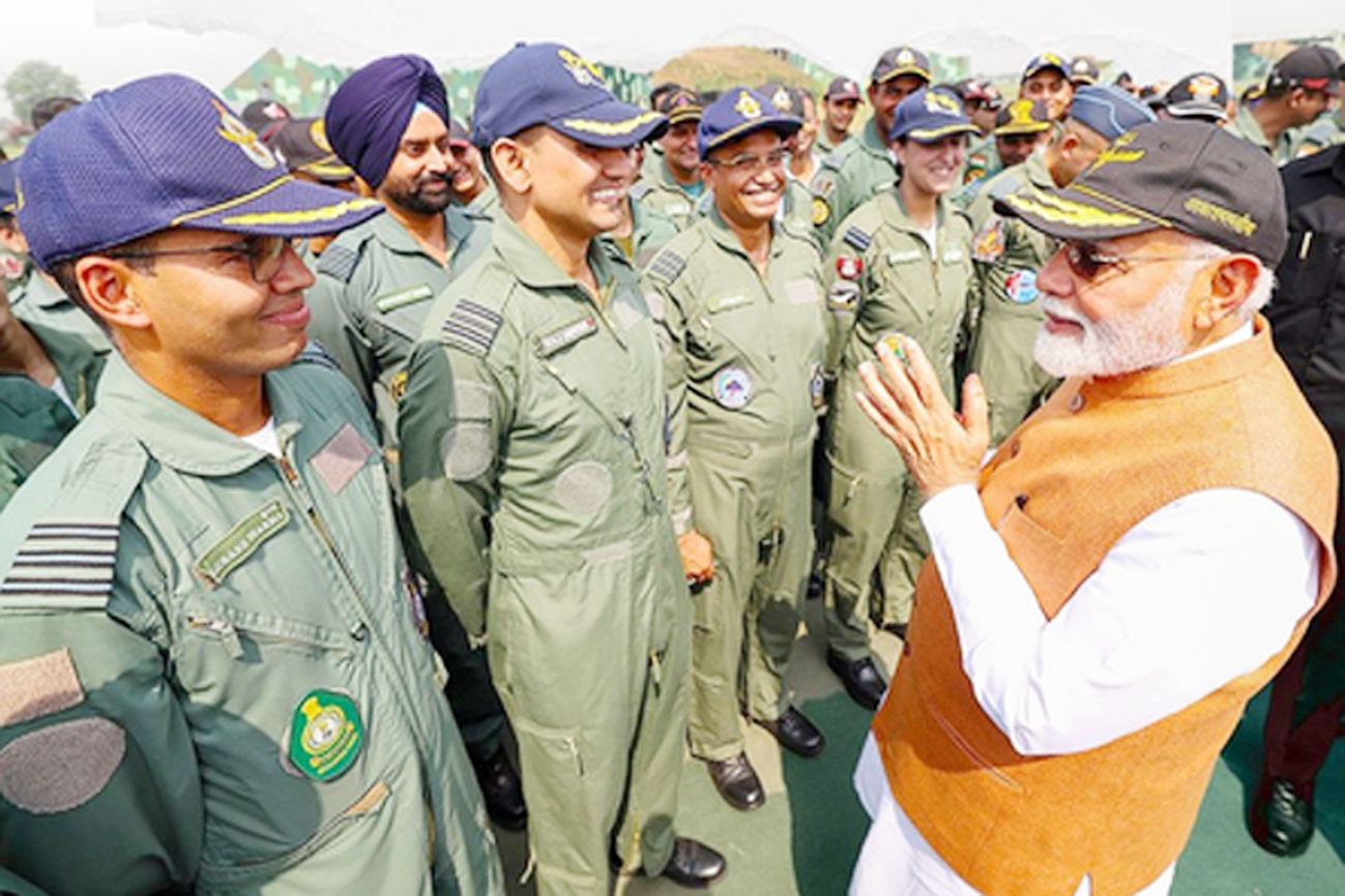 'रक्षा शक्ति' के 11 साल पूरे, पीएम मोदी बोले, 'आत्मनिर्भर बनने पर दिया पूरा ध्यान'