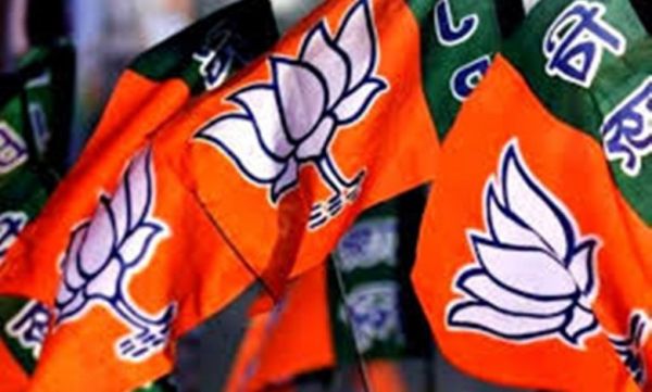  बीजेपी नेता पर विधायक ने लगाया भ्रष्टाचार का आरोप 