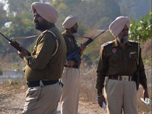 RSS और बीजेपी के पदाधिकारियों पर हो सकता है आतंकी हमला, सुरक्षा बढ़ी, पुलिस का फ्लैग मार्च