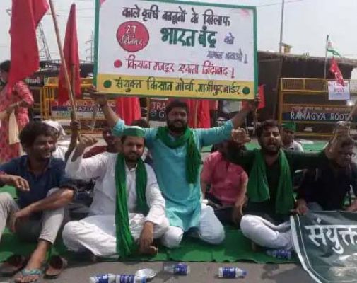  दिल्ली में किसान संगठनों का भारत बंद शुरू 