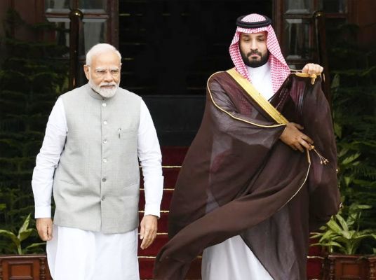 PM मोदी ने सऊदी क्राउन प्रिंस के साथ द्विपक्षीय मुद्दों पर की बातचीत