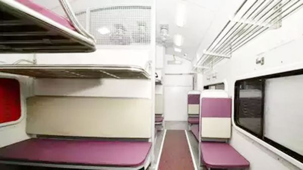 रेलवे अगले दो साल में यात्रियों के लिए बनाएगा 10,000 नॉन-एसी कोच