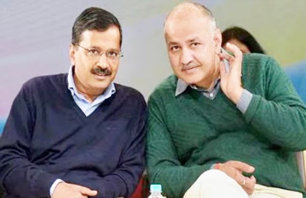 केंद्र ने अरविंद केजरीवाल, मनीष सिसोदिया पर मुकदमा चलाने के लिए ED को मंजूरी दी