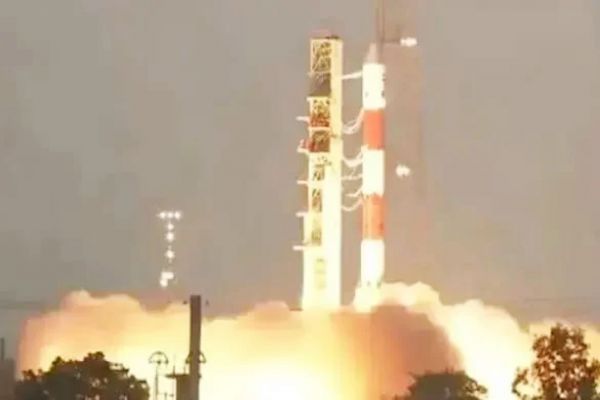 लॉन्चिंग के तीसरे चरण में तकनीकी खामी आने से फेल हो गया EOS-09