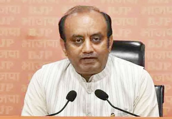 भाजपा के सुधांशु त्रिवेदी ने राहुल गांधी के आत्मसमर्पण वाले बयान की आलोचना की
