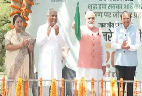 विश्व पर्यावरण दिवस पर PM मोदी ने 200 इलेक्ट्रिक बसों को दिखाई हरी झंडी