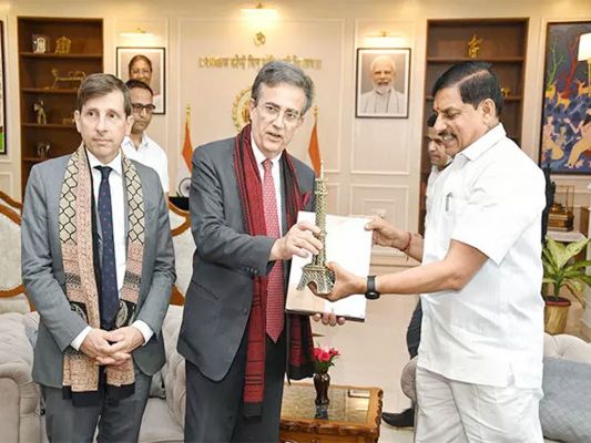 मुख्यमंत्री मोहन यादव ने भारत में फ्रांस के राजदूत थिएरी माथौ से मुलाकात की