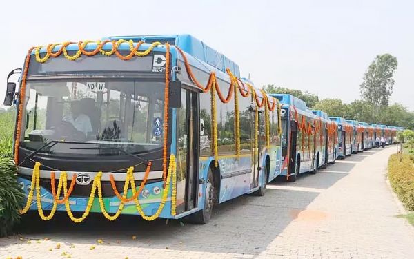 दिल्ली में पीएम संग्रहालय से युद्ध स्मारक तक एसी ई-बस सेवा शुरू करेगी