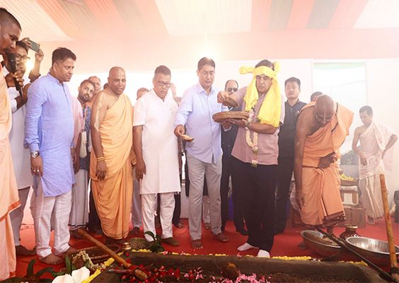 लखीमपुर में 110 करोड़ रुपये की कई परियोजनाओं का उद्घाटन और शिलान्यास
