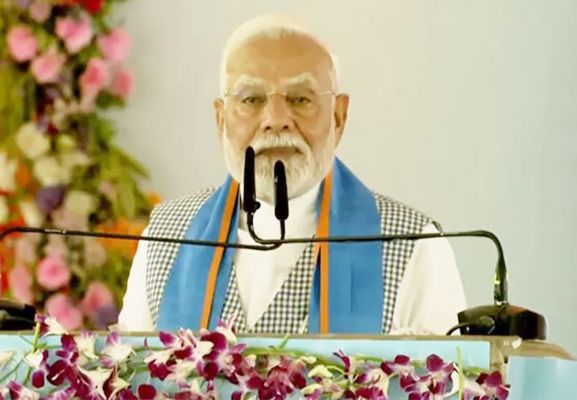 PM नरेंद्र मोदी ने बिहार में विपक्ष की आलोचना की