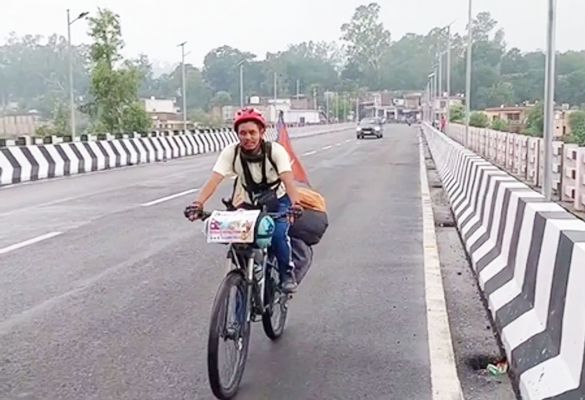 अमरनाथ यात्रा पर साइकिल से निकले नेपाल के सचिन चौधरी
