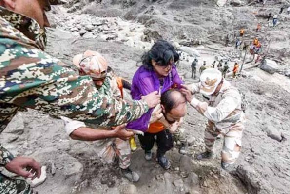 किश्तवाड़ में तीसरे दिन भी रेस्क्यू जारी, अब तक 60 शव बरामद