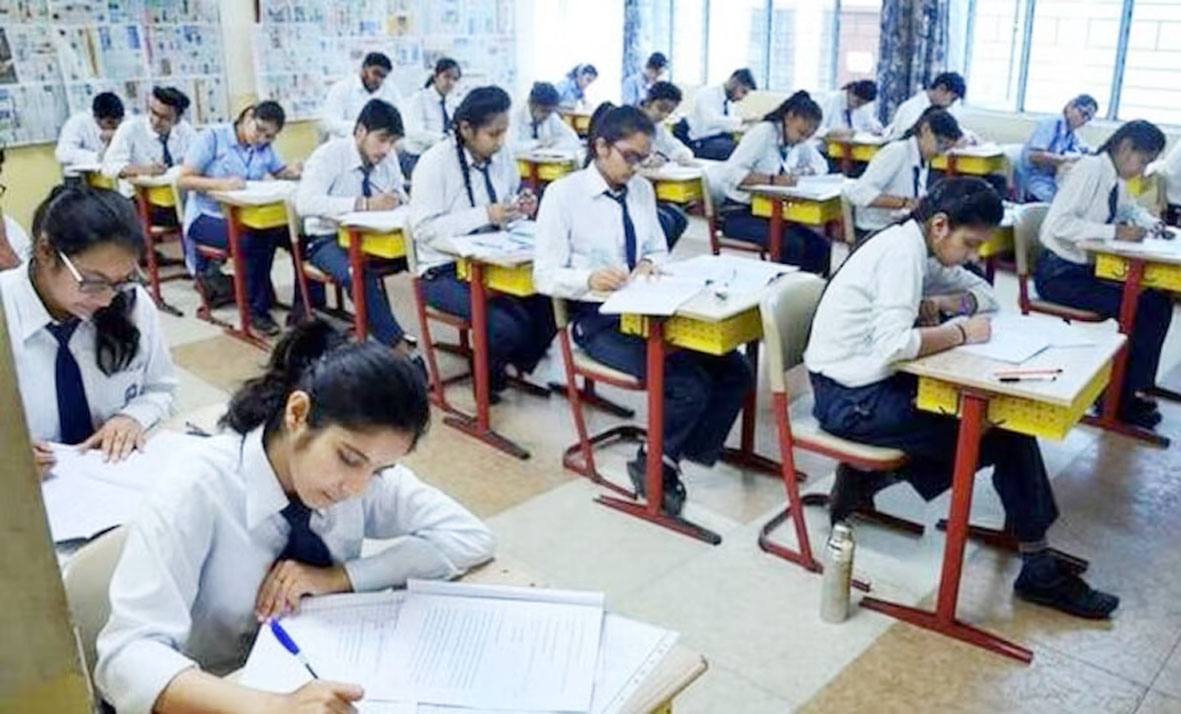 CBSE 10वीं और 12वीं की बोर्ड परीक्षाएं शुरू