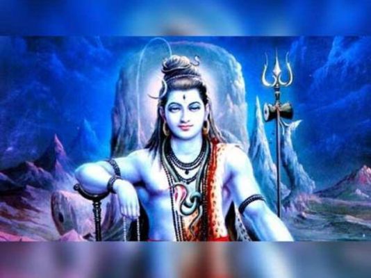 आज महाशिवरात्रि पर करें ये आसान उपाय होंगे भगवान शिव प्रसन्न