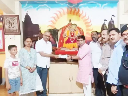 श्री भगवती मंदिर सभामंडप के जीर्णोद्धार के लिए 11 लाख का दान