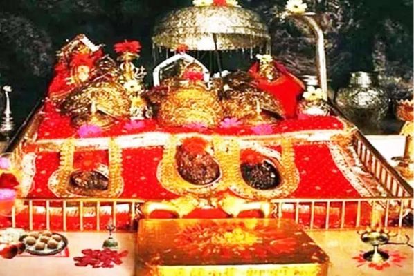 इन 10 प्रसिद्ध देवी मंदिरों के जरूर करें दर्शन जरूर...