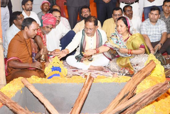 भगवान जगन्नाथ मंदिर के प्राण प्रतिष्ठा कार्यक्रम में शामिल हुए मुख्यमंत्री साय