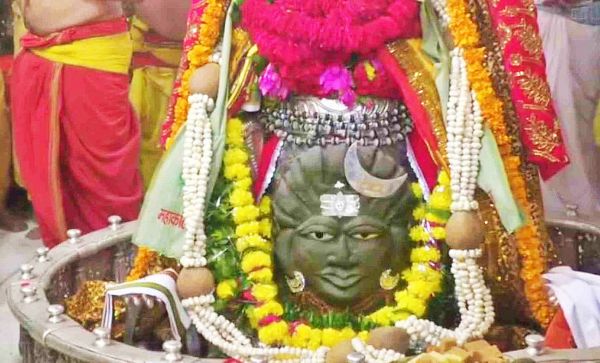 महाकालेश्वर मंदिर में अब श्रद्धालुओं के लिए विशेष दर्शन व्यवस्था