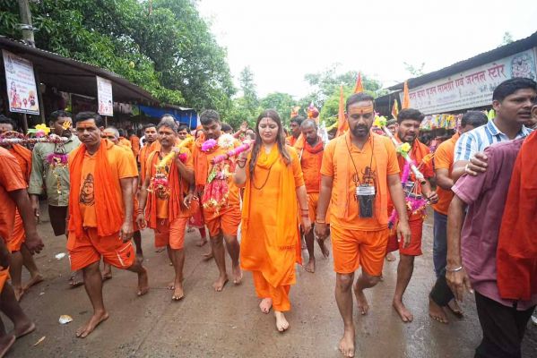 कांवड़ यात्रा के चौथे दिन विधायक भावना बोहरा मोहतरा की ओर बढ़ी