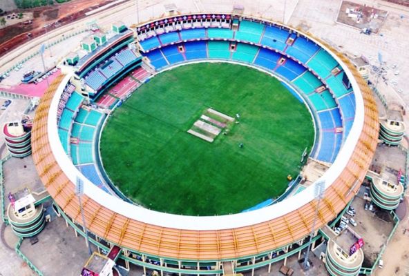 T20 मैच कल से, शहीद वीर नारायण सिंह स्टेडियम में तैयारियां शुरू
