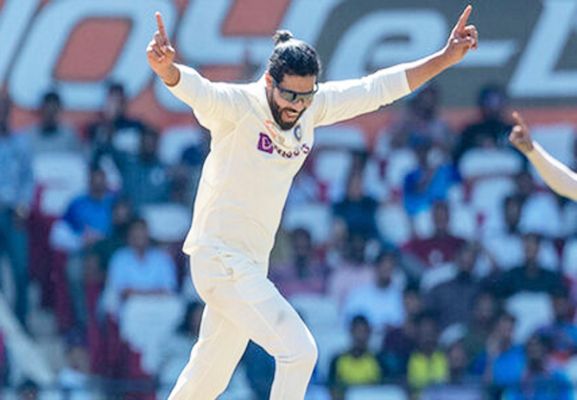 रवींद्र जडेजा ने भारतीय सरजमीं पर पूरे किए 200 टेस्ट विकेट