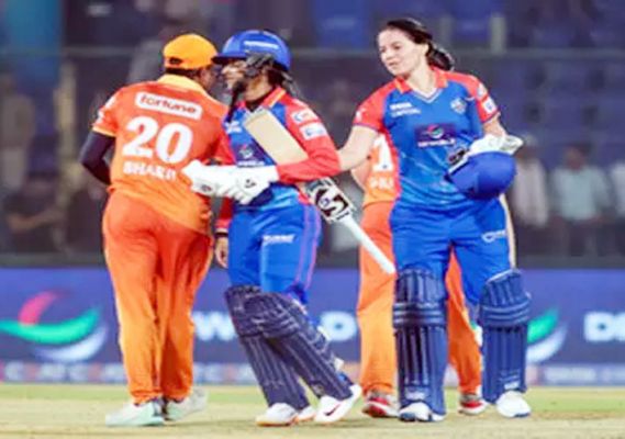 WPL 2024 : दिल्ली कैपिटल्स ने गुजरात जायंट्स को 7 विकेट से हराकर फाइनल में जगह पक्की की