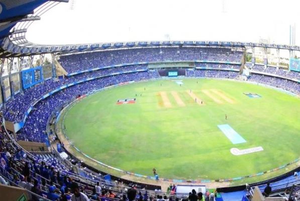 IPL के लाइव मैच के वीडियो-फोटो पोस्ट करने पर BCCI ने लगाई पाबंदी!