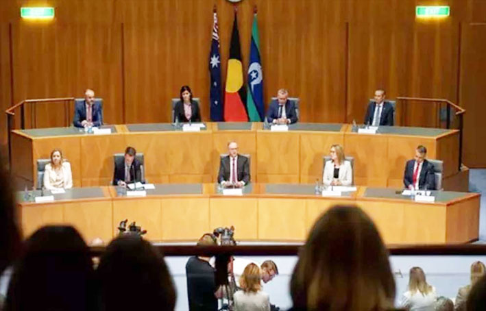 ऑस्ट्रेलियाई प्रधानमंत्री ने अर्नोल्ड डिक्स के प्रयासों पर टिप्पणी की