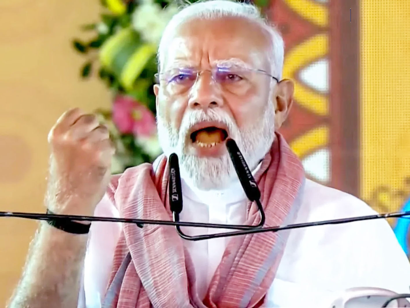 PM मोदी का दुनिया को संदेश, अंग्रेजी में बोले- आतंकियों को धरती की छोर तक नहीं छोड़ेंगे