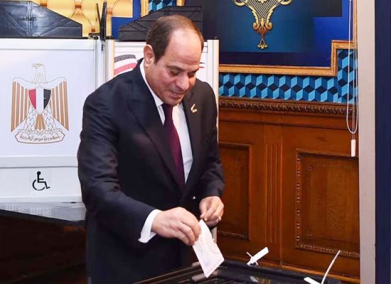 मिस्र के राष्ट्रपति चुनाव में मतदान केंद्र खुले