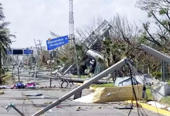 मेक्सिको में तूफान ओटिस से मरने वालों की संख्या बढ़कर 52 हो गई
