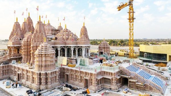 अबु धाबी में जल्द पूरा होने वाला है हिंदू मंदिर का निर्माण