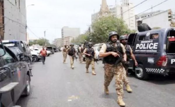 पाकिस्तान में मुठभेड़, एसपी शहीद, 2 आतंकवादी ढेर