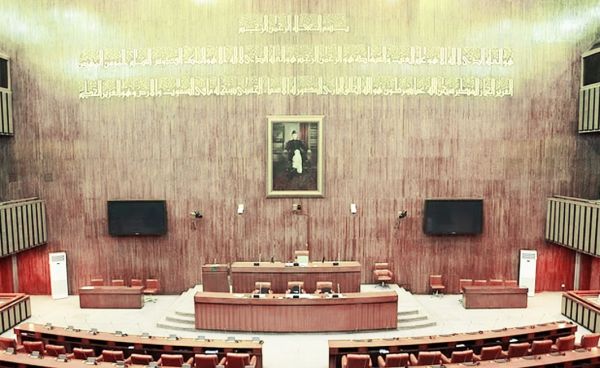 पाकिस्तान की सीनेट में 30 सांसदों को चुनने के लिए मतदान, निर्विरोध चुने गए 18 सीनेटर